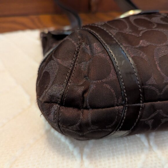 Vintage Coach Soho F12852 Metallic Signature Studded Flap Crossbody Bag - Picture 9 of 16